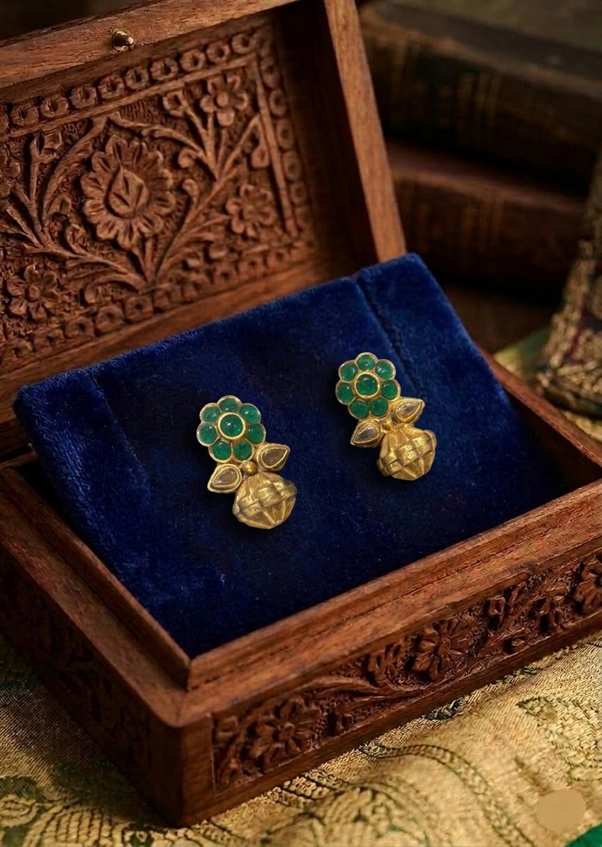 Noor-Emerald Jhumki