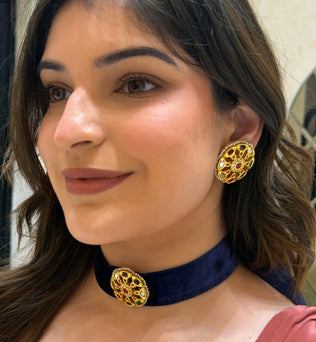 Veloura -Velvet Choker