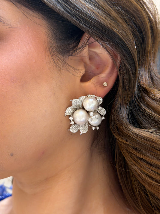 Pearl Allure Studs