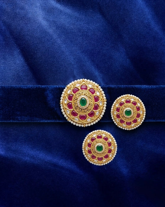 Veloura -Velvet Choker