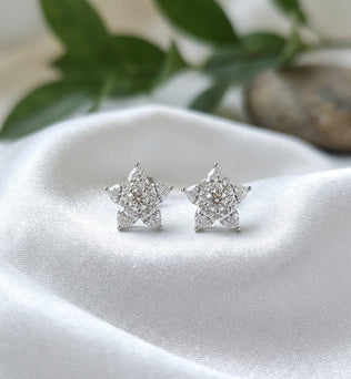 Magnolia Magic Earring
