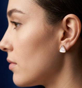 Pearlescent earring