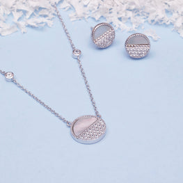 Ela Stone Pendant Chain Set